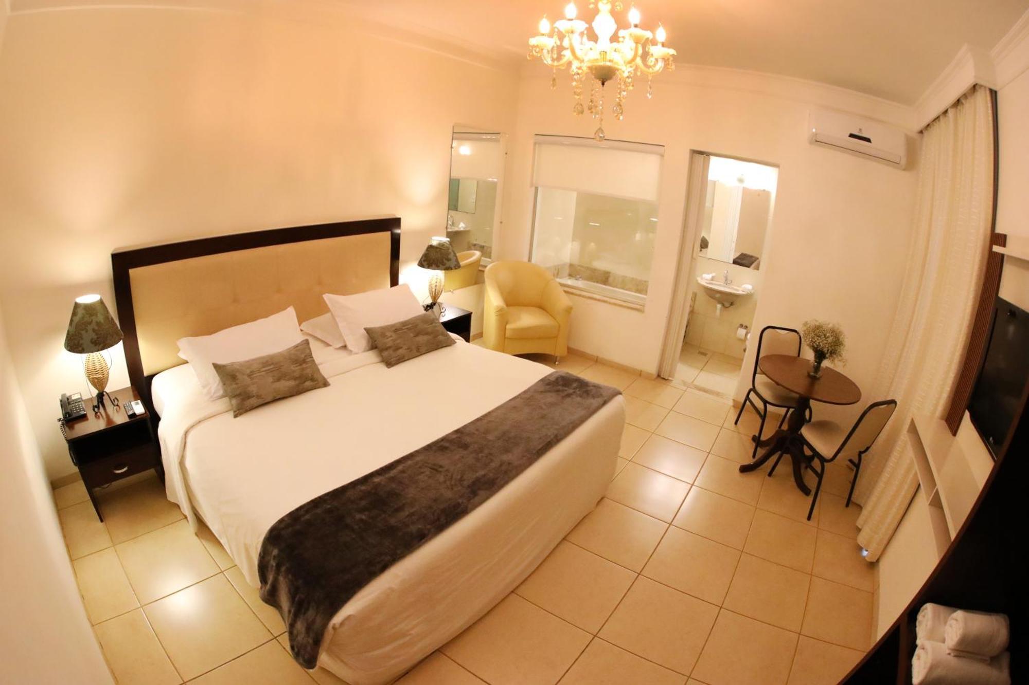 Hotel Roda D'Agua Andradina ภายนอก รูปภาพ