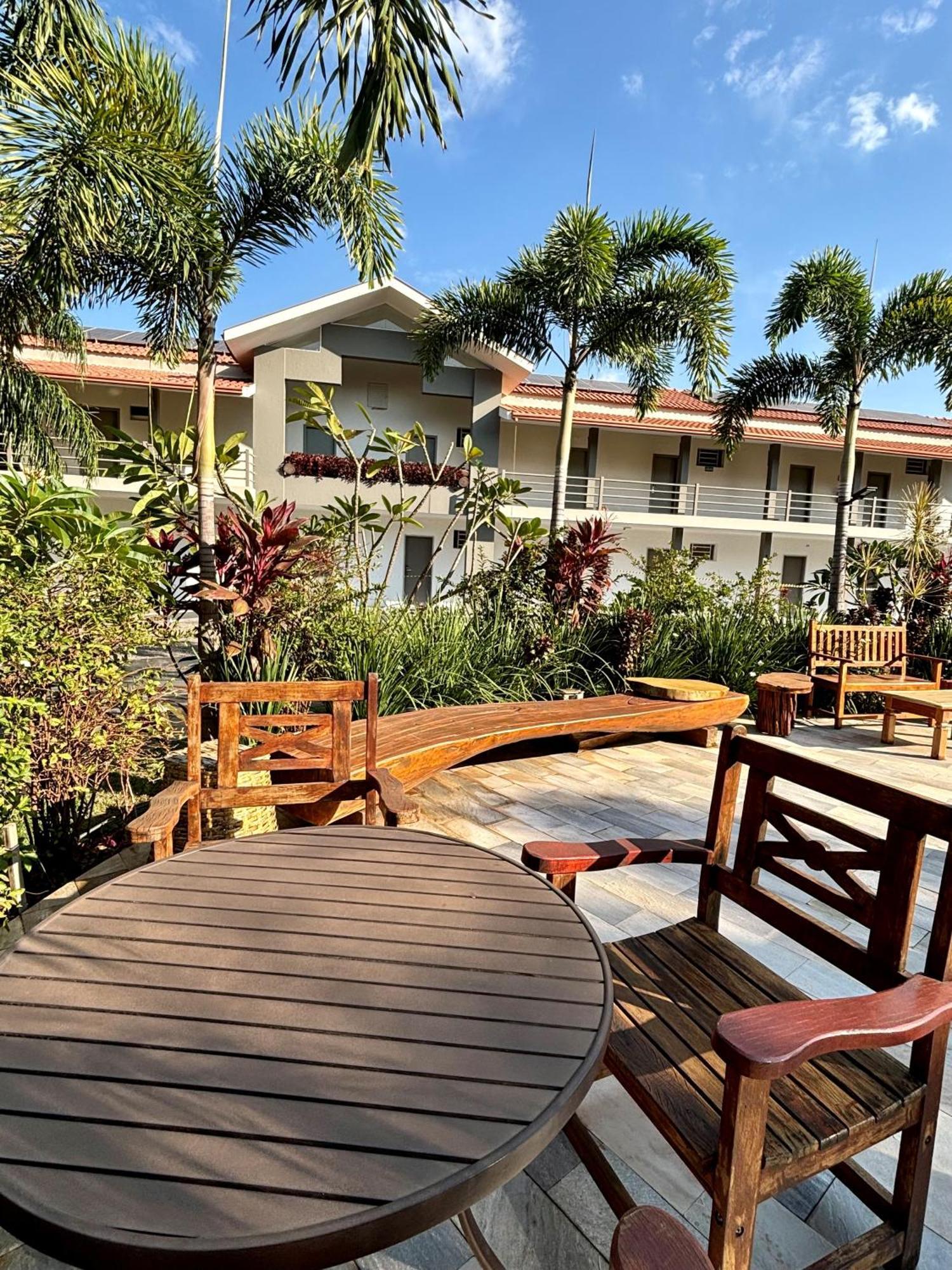 Hotel Roda D'Agua Andradina ภายนอก รูปภาพ