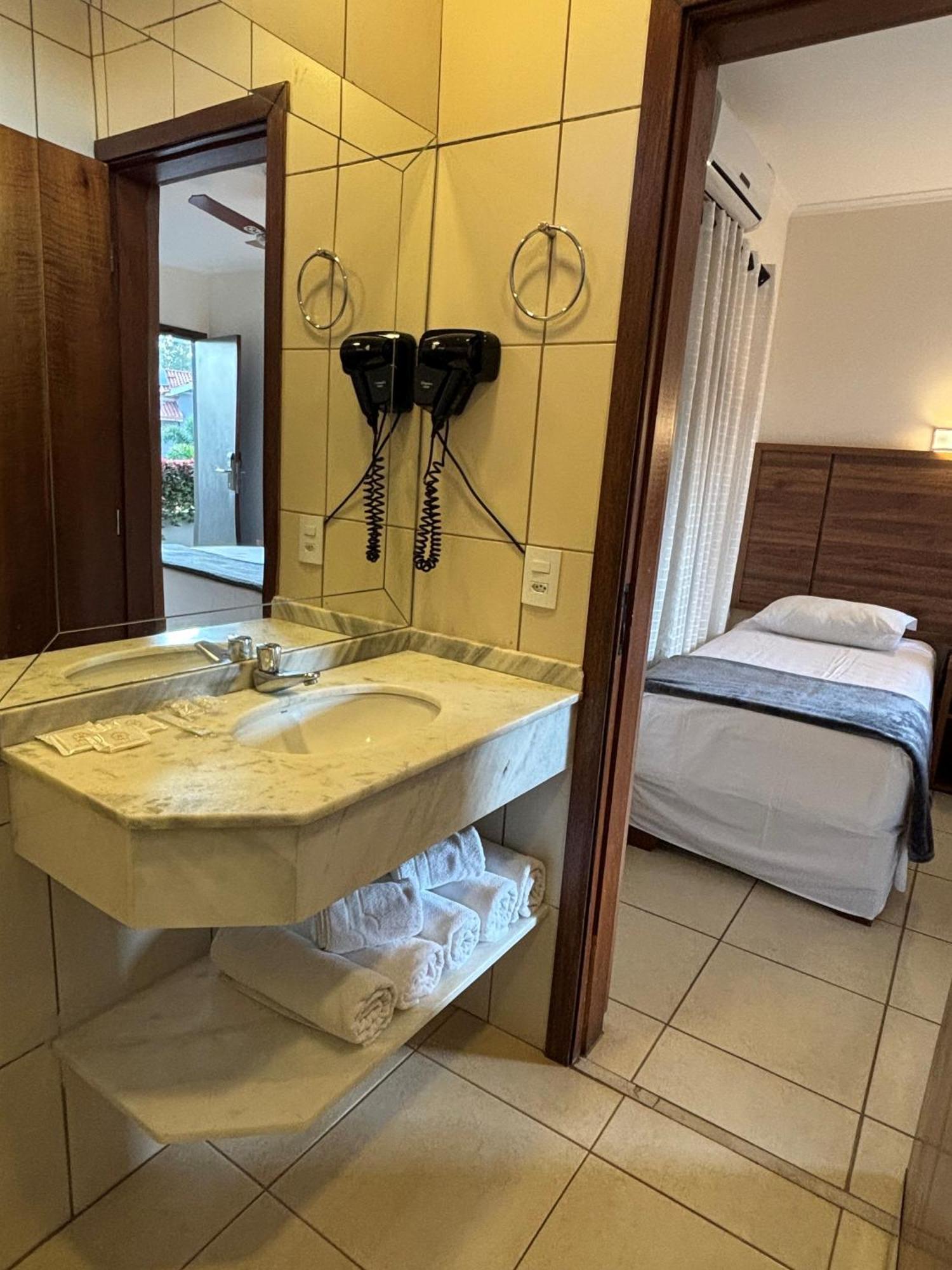 Hotel Roda D'Agua Andradina ห้อง รูปภาพ